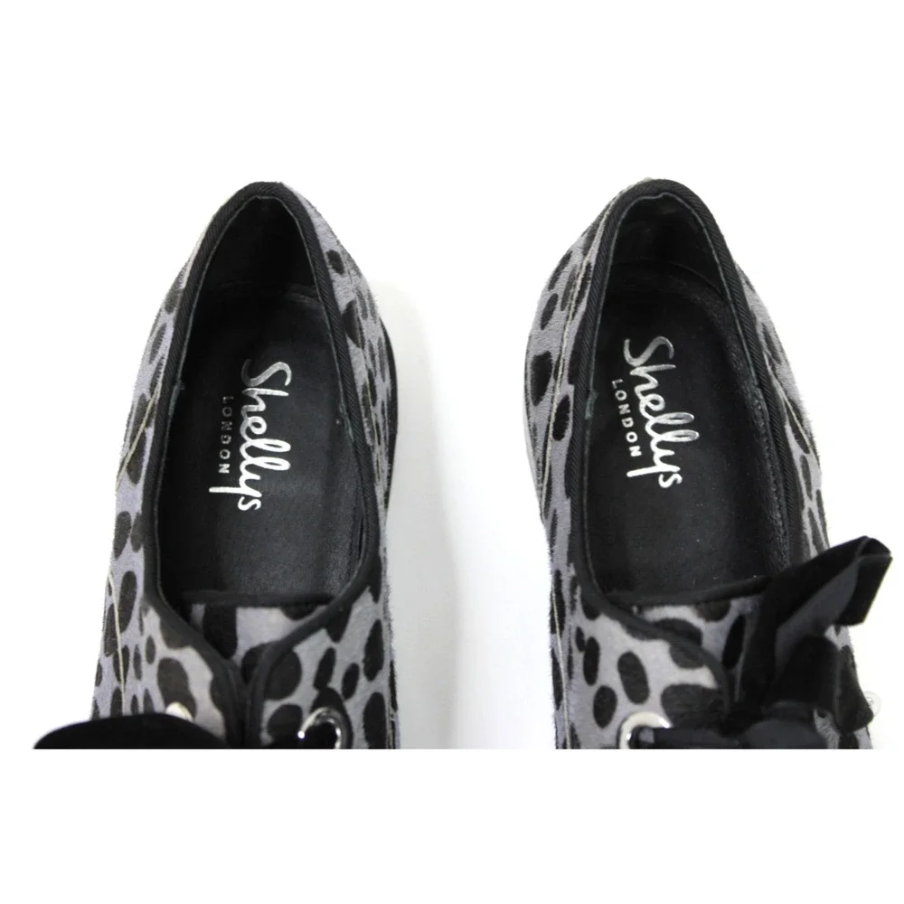 Shellys London Women's 39 8.5 Blue & Black Hair Fur Wingtip Oxford Shoes